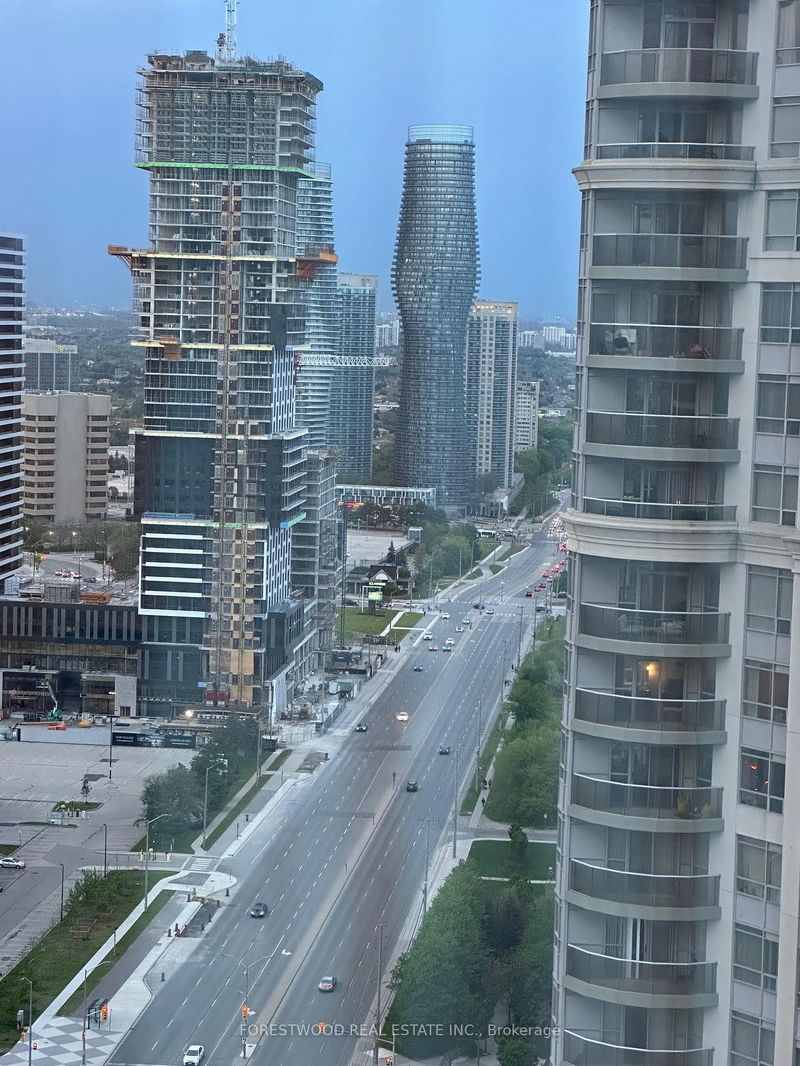 home for lease on 3004-330 Burnhamthorpe Road W