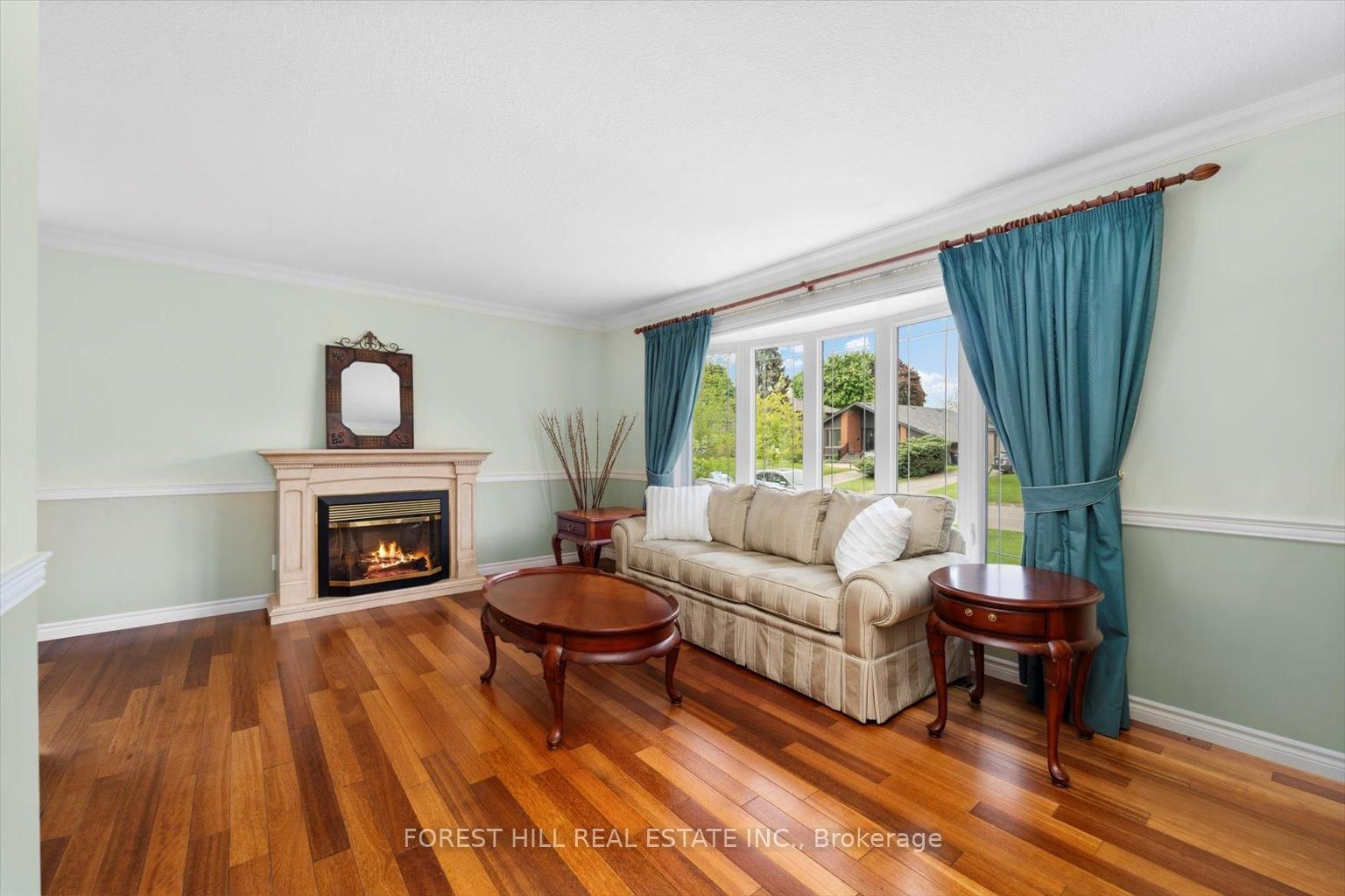 Listing Image 7
