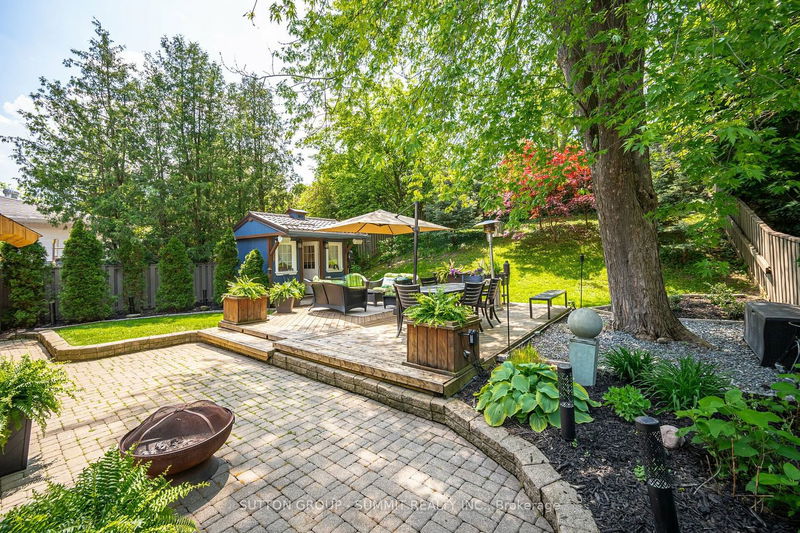 home for sale on 122 Bonham Boulevard