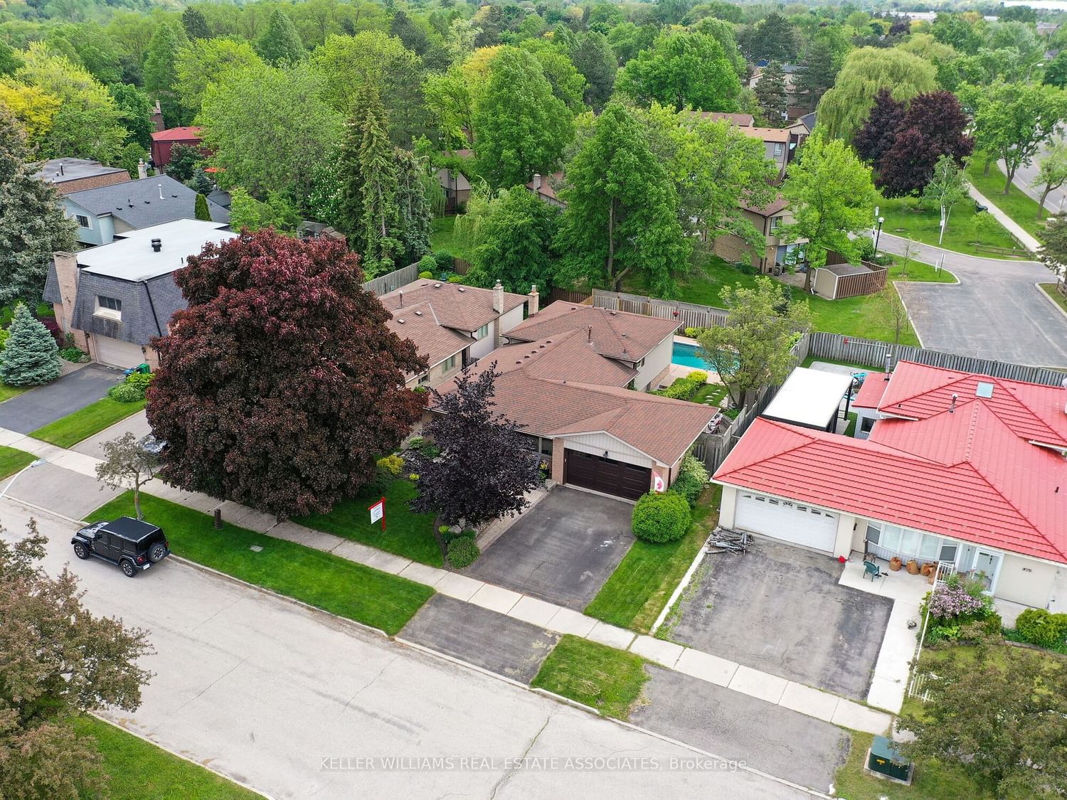Listing Image 40