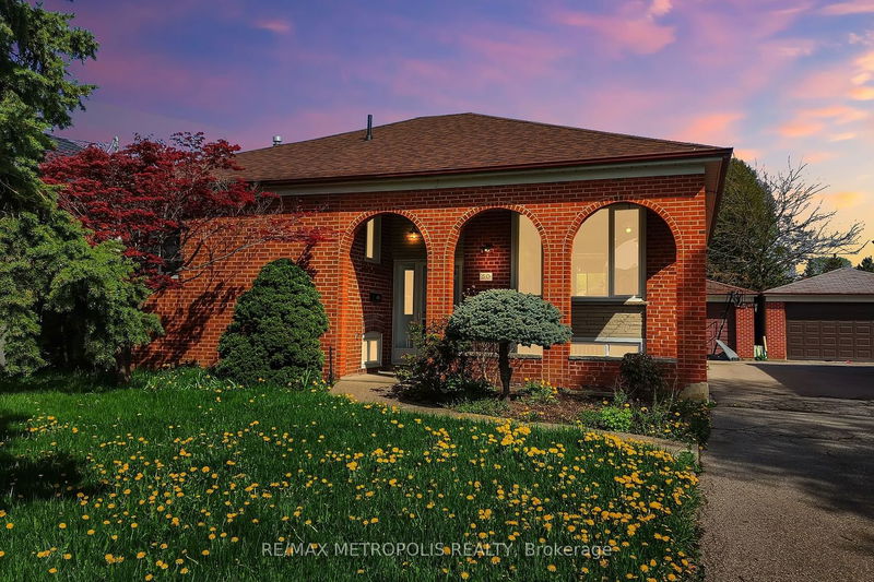 home for lease on Lower-50 Langholm Drive