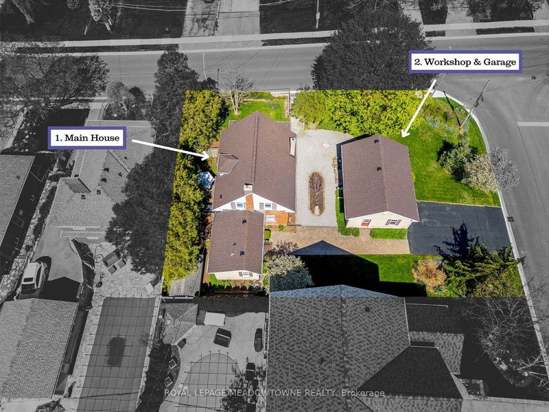 home for sale on 332 Woodward Avenue