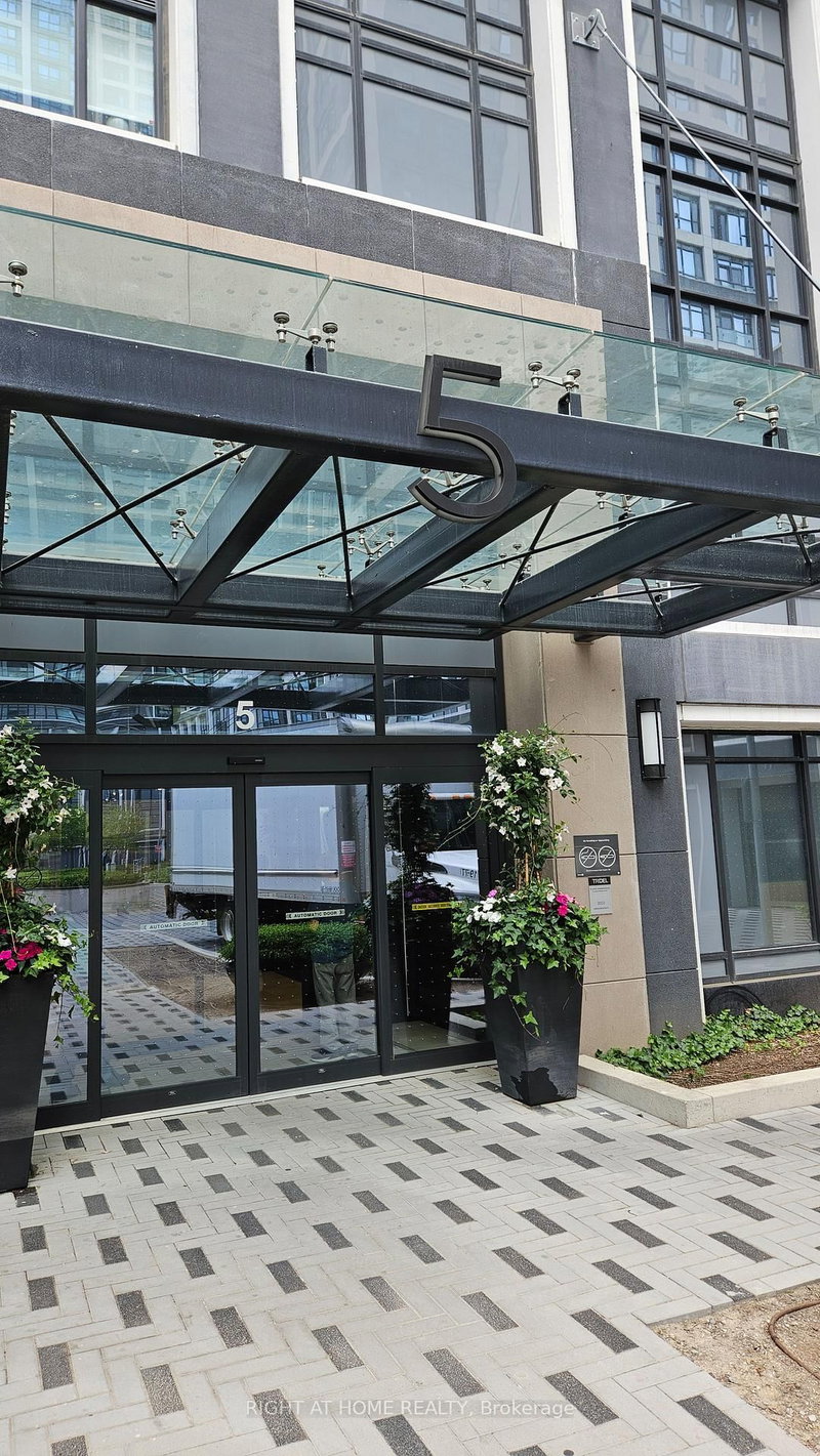 1534 - 5 Mabelle Ave, Toronto, M9A 0C8 | Image 2