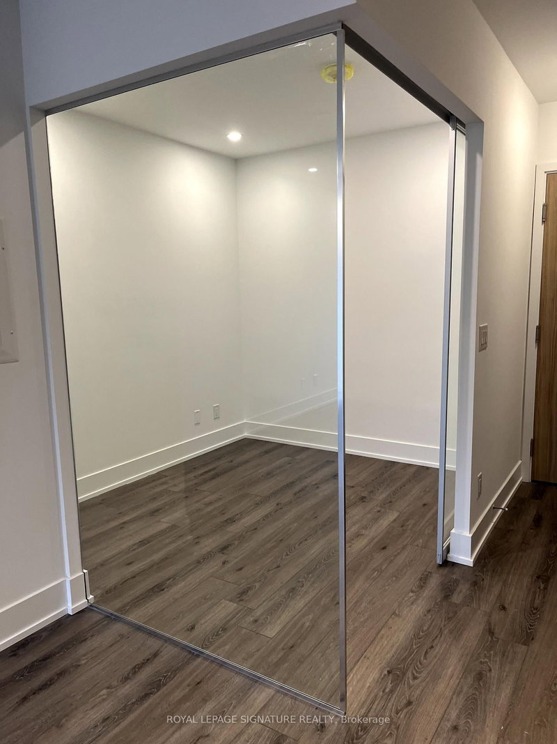 207 - 11 Maryport Ave, Toronto, M3M 2H4 | Image 3