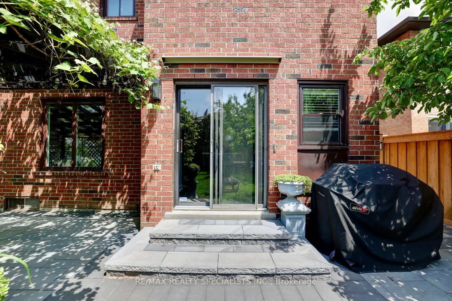 Listing Image 33