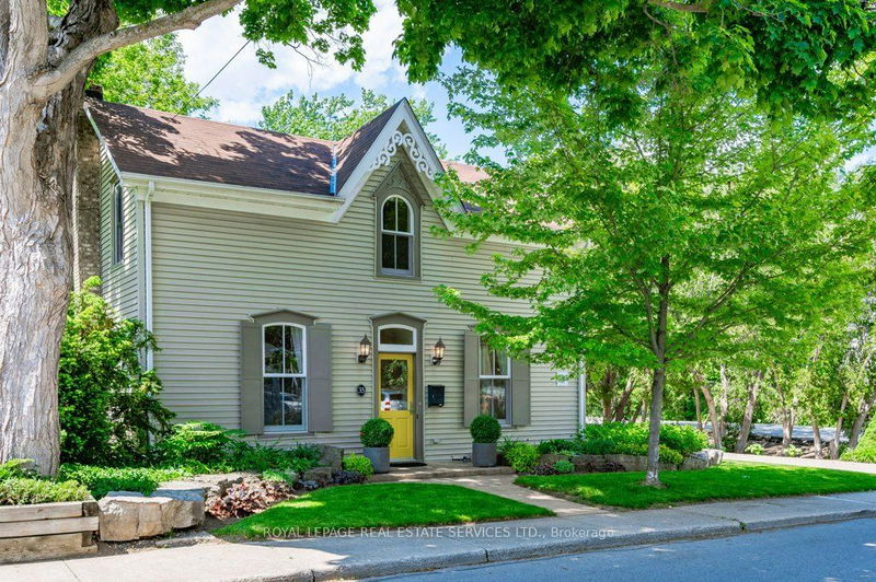 home for lease on 35 Mary Street