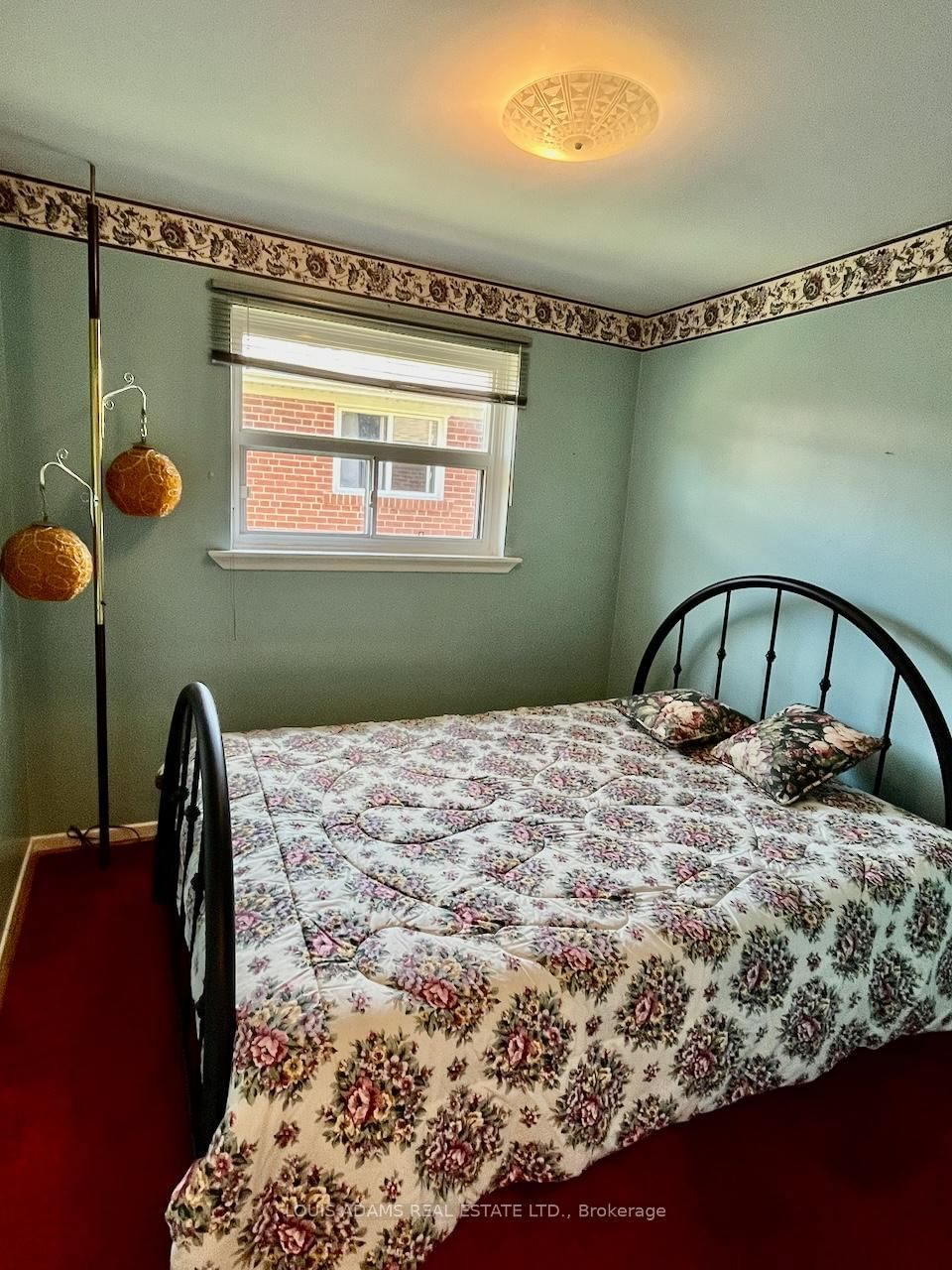 Listing Image 11
