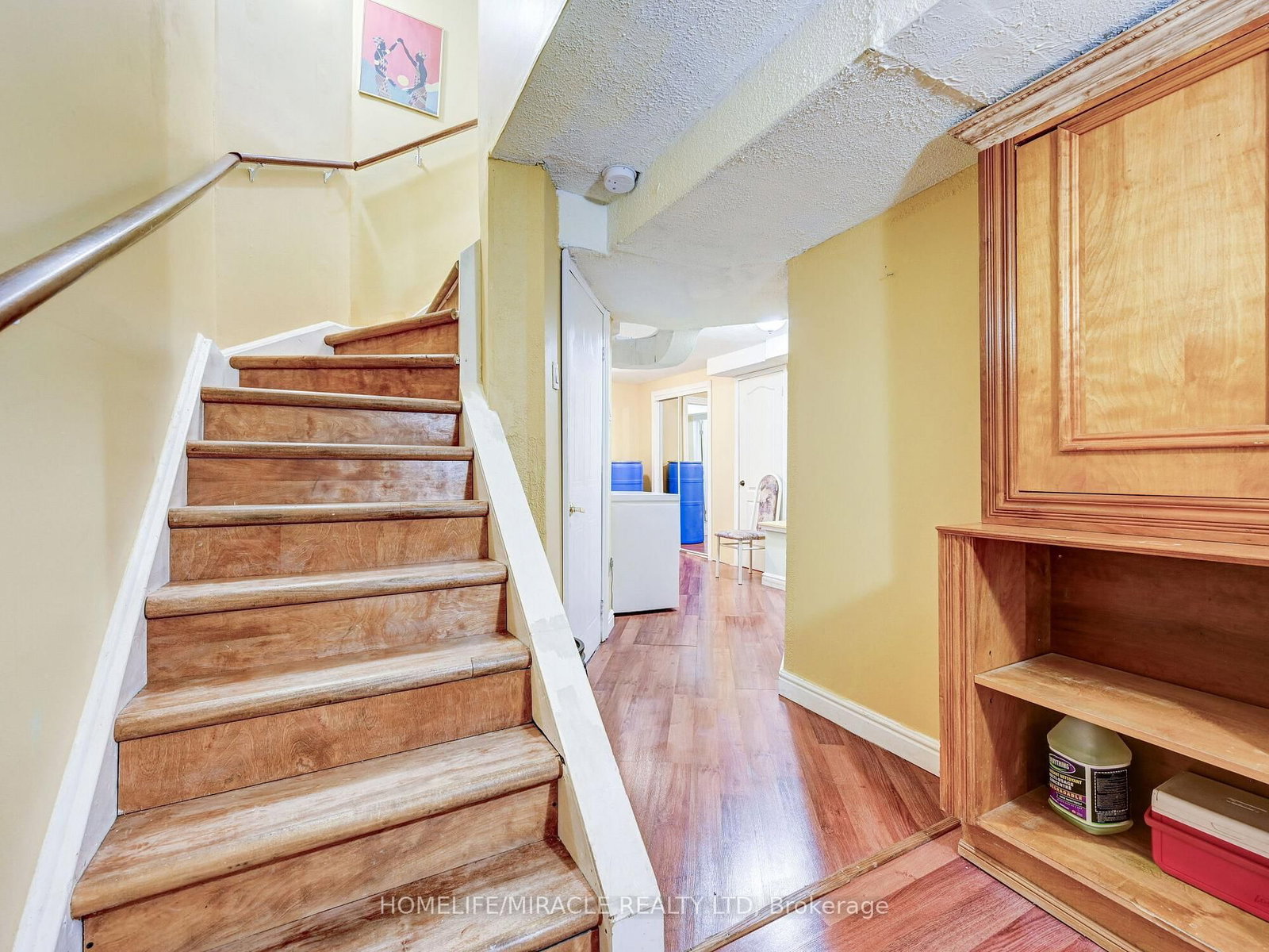 Listing Image 19