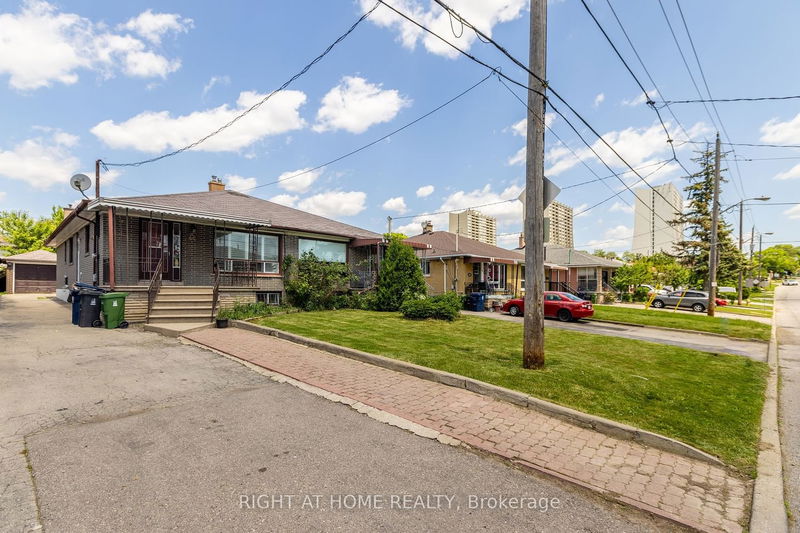 home for sale on 44 Chalkfarm Drive