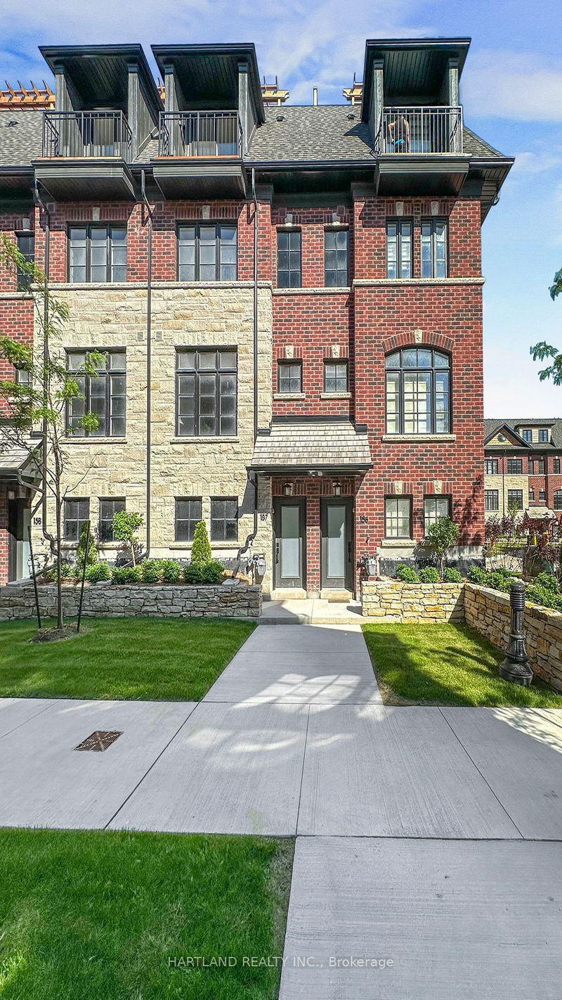 home for lease on 157-50 Lunar Crescent