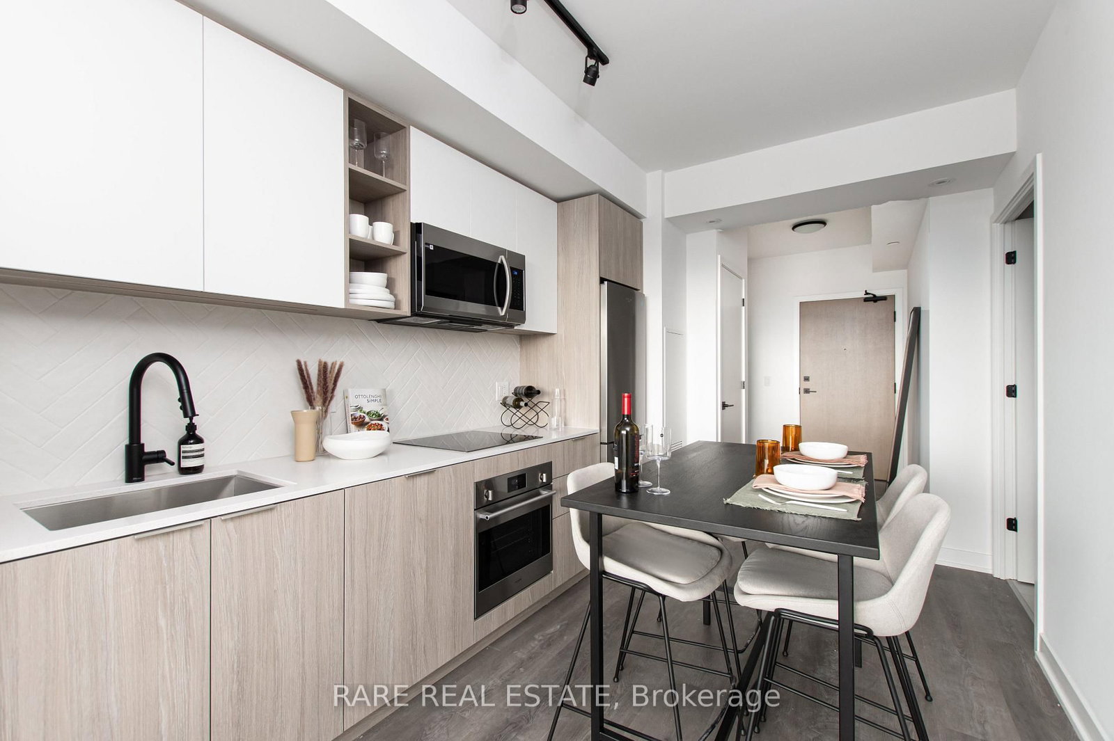 36 Zorra Street, Unit 3311 - Photo 8