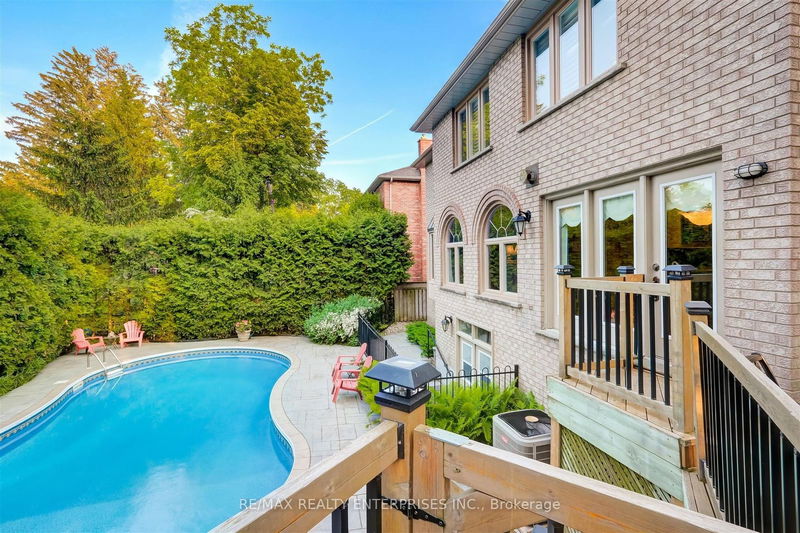 1301 Lindburgh Crt  Mississauga, L5H 4J2 | Image 28