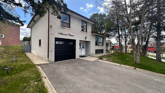 1 Stanwood Crescent