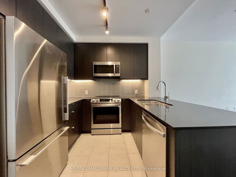 home for lease on 808-50 Thomas Riley Road