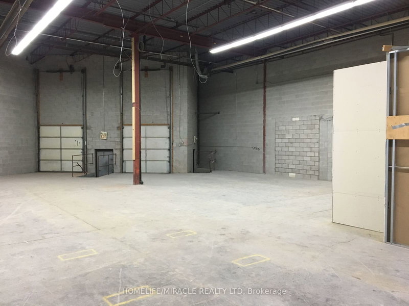 8 & 9 - 11 Edvac Dr E, Brampton, L6S 5W5 | Image 3