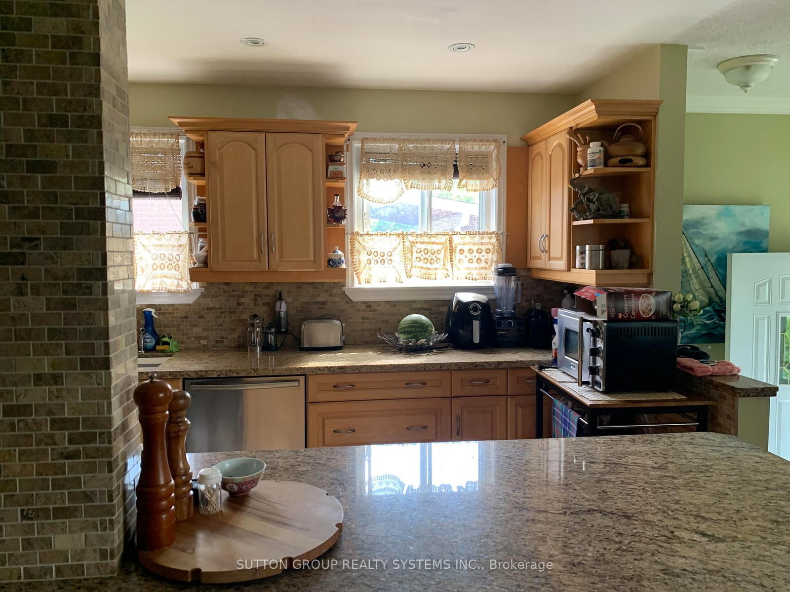 Listing Image 7