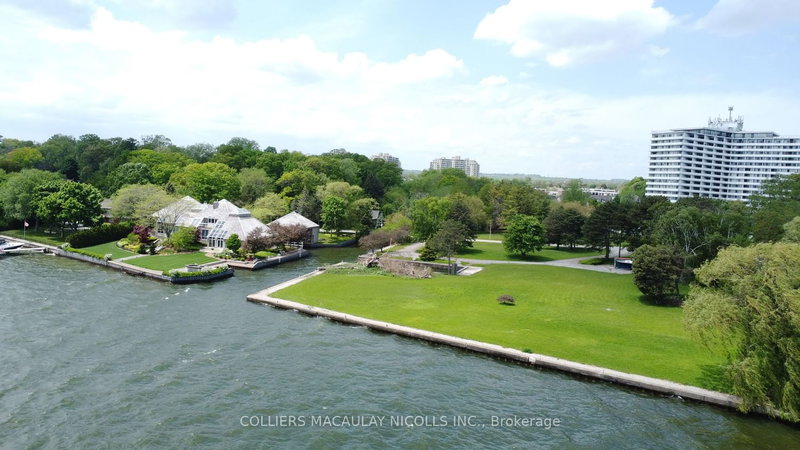 800 LaSalle Park Road, Burlington