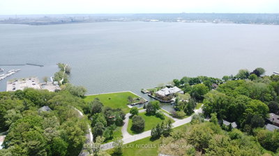 800 LaSalle Park Road — photo 5