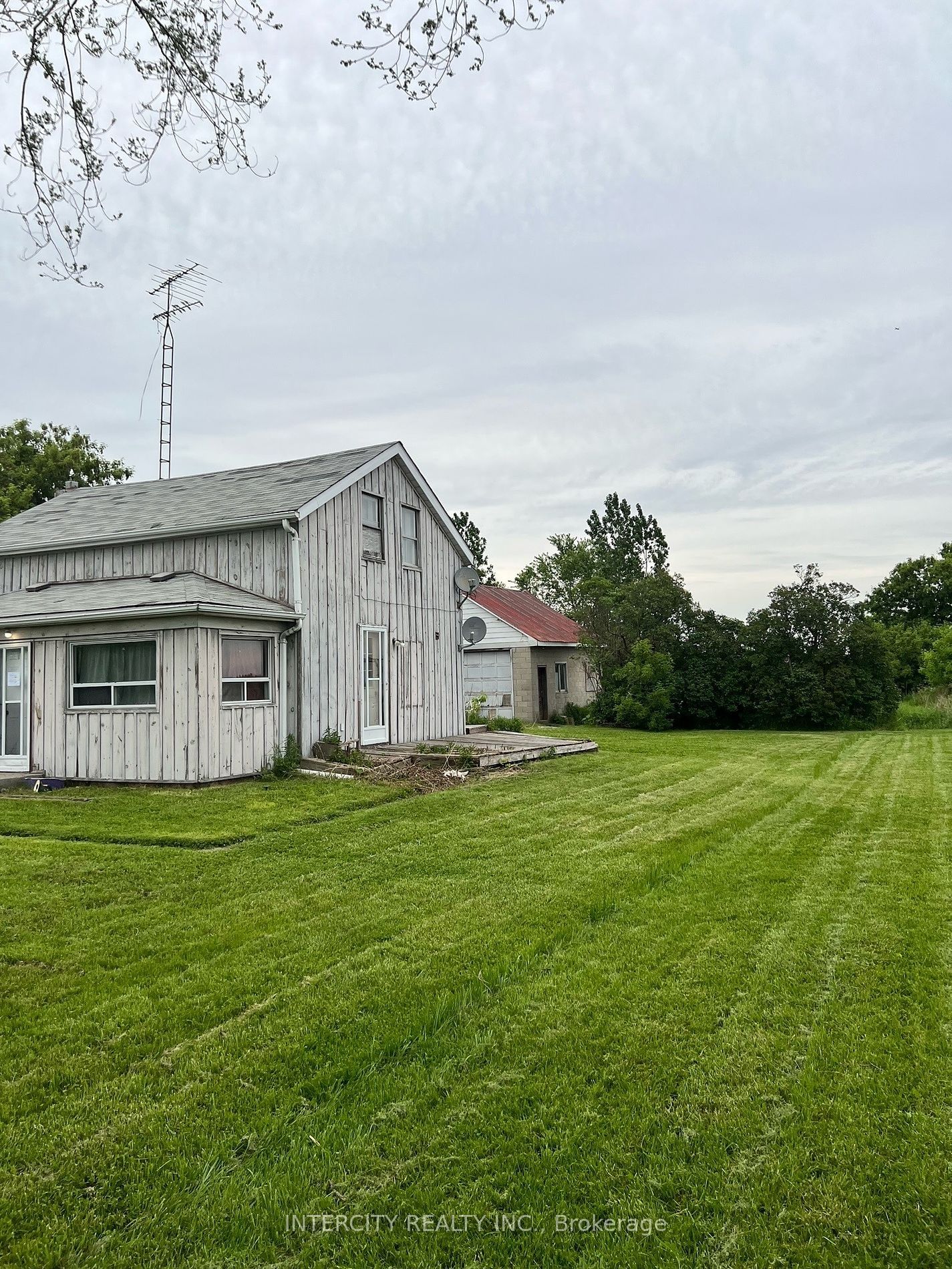 Listing Image 2