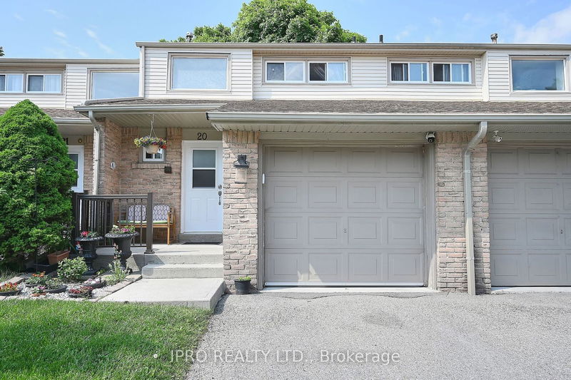 home for sale on 20-2700 Battleford Road