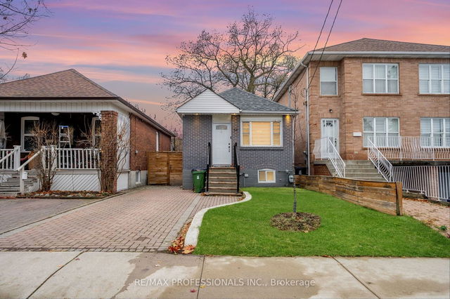 84 Grandville Avenue