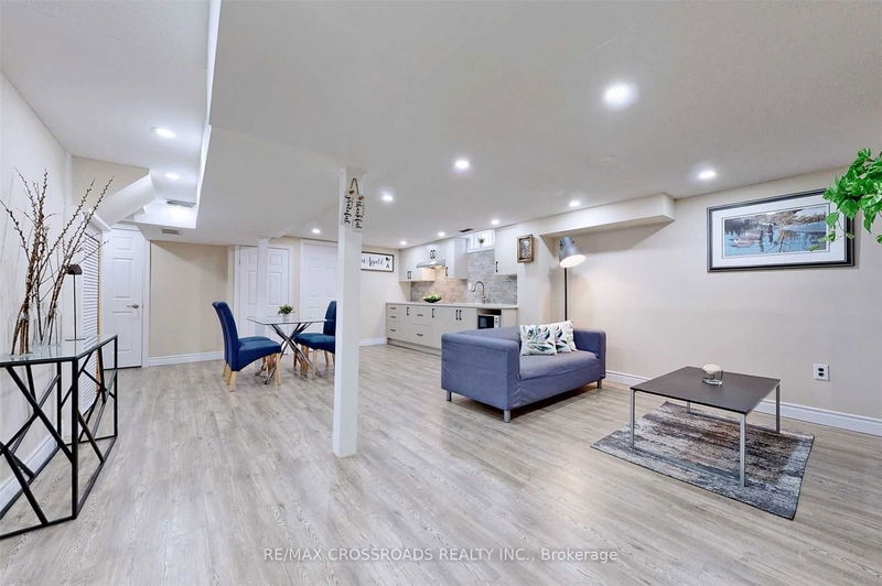 home for lease on Lower-1060 Lovingston Crescent