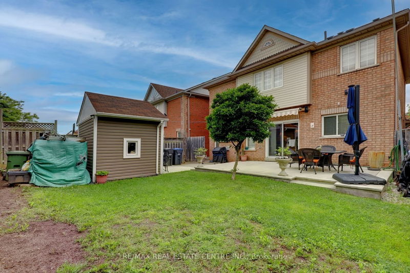 14 MASTERS GREEN Cres  Brampton, L7A 3K2 | Image 39