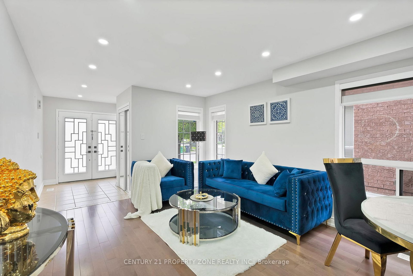 Listing Image 7