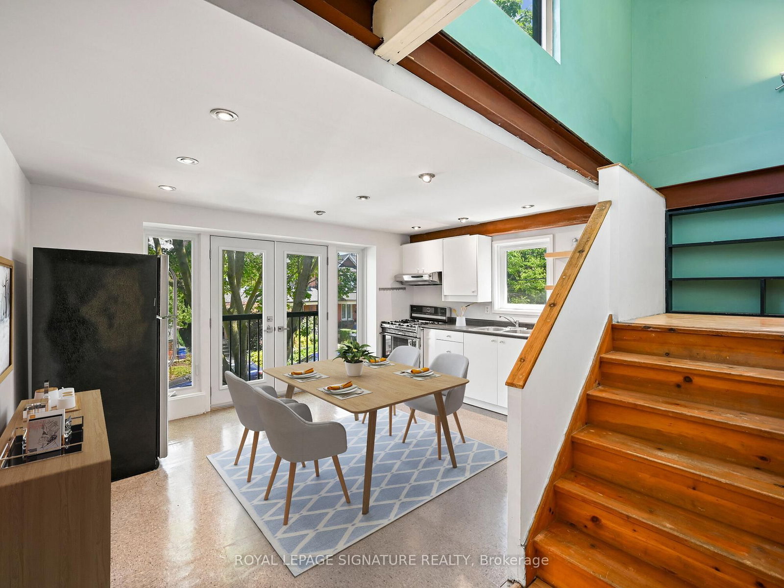 Listing Image 7