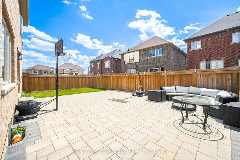 4 Landview Rd  Brampton, L6P 4G4 | Image 40