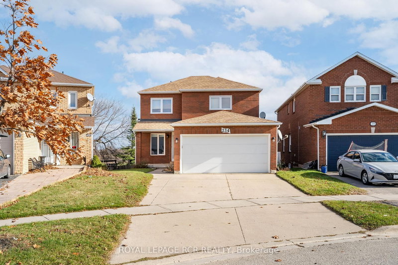234 Howard Cres, Orangeville, L9W 4W6 | Image 2