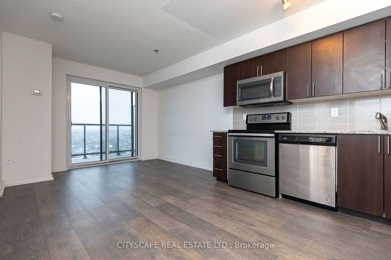 home for lease on 1905-1420 Dupont Street