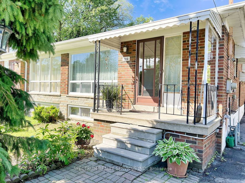 home for sale on 206 Rosemount Avenue
