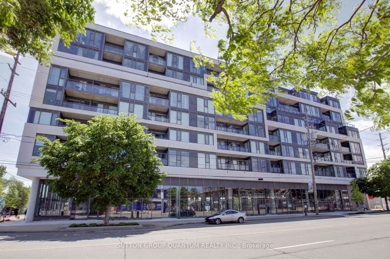 home for sale on 206-859 THE QUEENSWAY