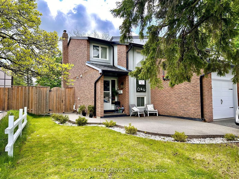 home for sale on 74 Salisbury Circle