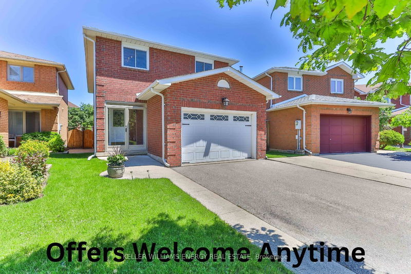 home for sale on 38 Toba Crescent
