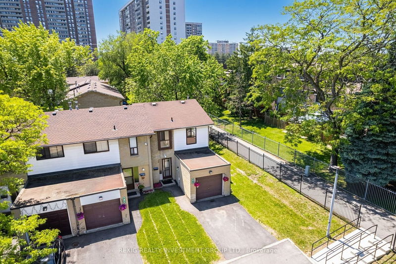 home for sale on 70-41 Fleetwood Crescent