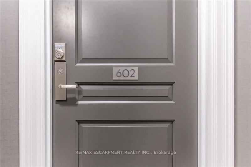 602 - 2060 Lakeshore Rd, Burlington, L7R 0G2 | Image 2