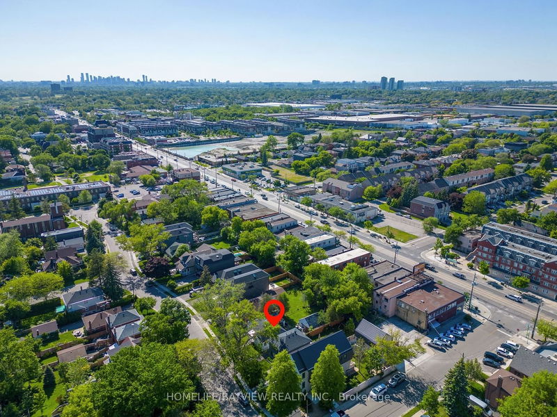 54 Ash Cres  Toronto, M8W 1E6 | Image 12