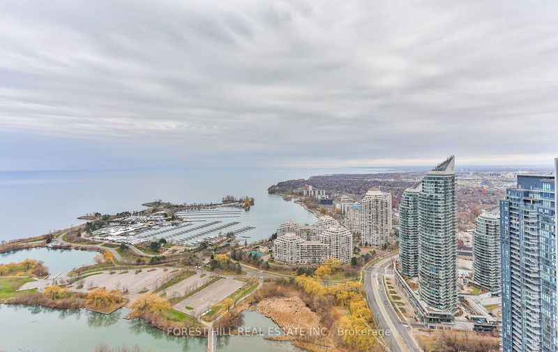 home for lease on 4518-30 Shore Breeze Drive
