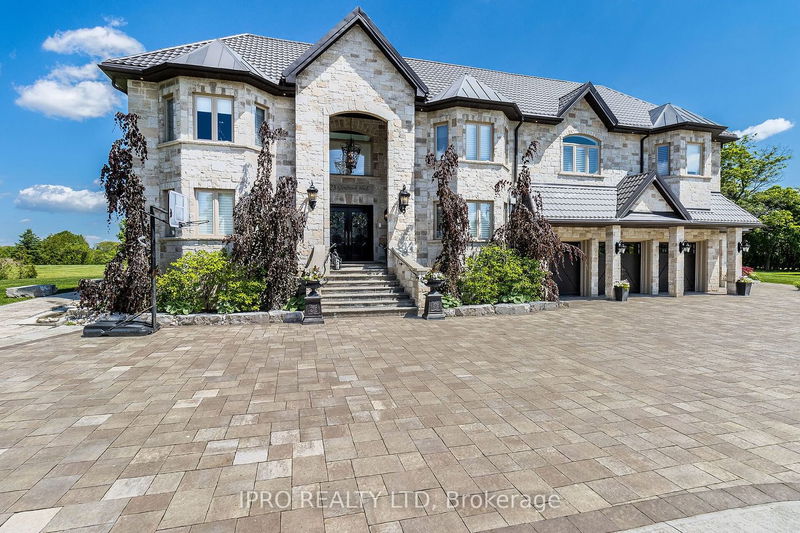 23 Glenbrook Blvd  Brampton, L6P 0N6 | Image 2