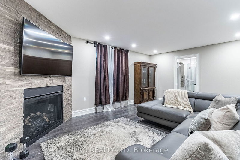 23 Glenbrook Blvd  Brampton, L6P 0N6 | Image 25