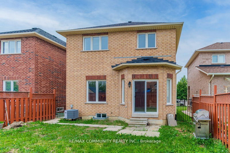 605 Matisse Pl  Mississauga, L5W 1K8 | Image 38