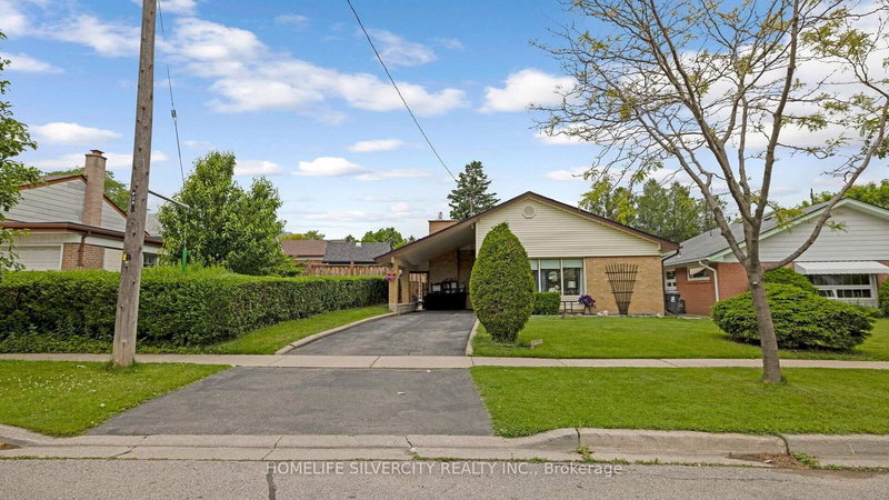 20 Kennebec Cres, Toronto, M9W 2R7 | Image 2
