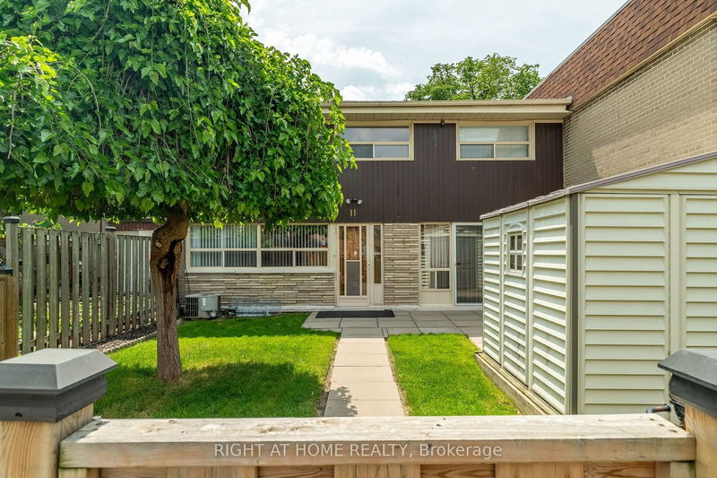 home for sale on 11 Enclave Mews