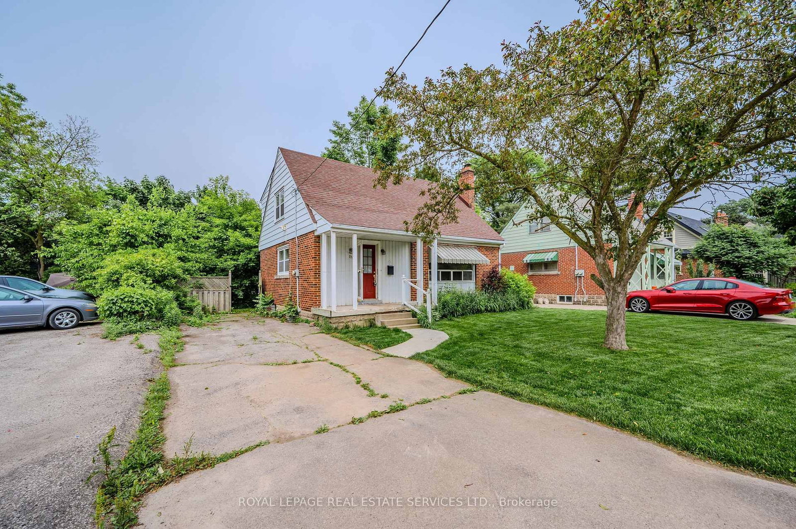 Listing Image 4