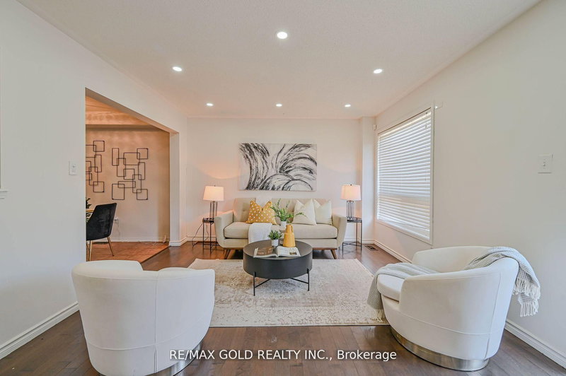 99 Spicebush Terr, Brampton, L6X 0J5 | Image 3