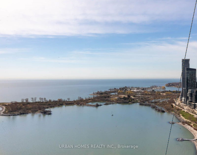 home for sale on 3805-1 Palace Pier Court