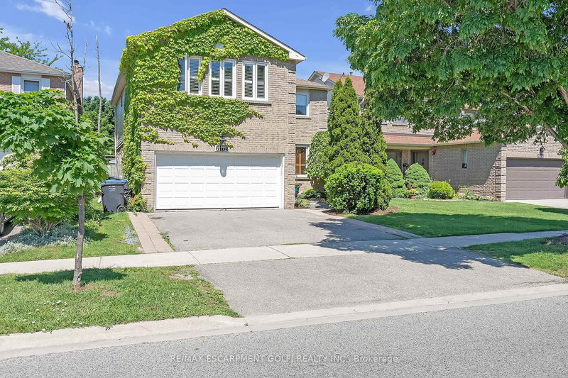 6164 Osprey Blvd, Mississauga, L5N 5W5 | Image 2