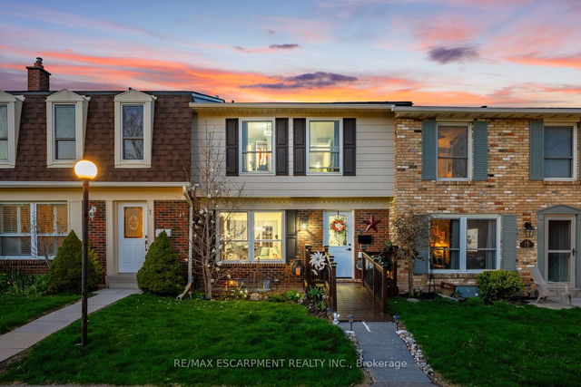 2 - 2248 Upper Middle Road S